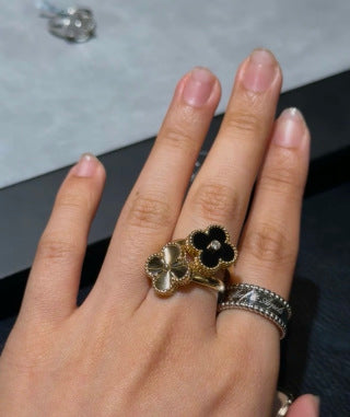 Van Cleef & Arpels Tiger's Eye Single-Flower Clover Ring with Diamonds